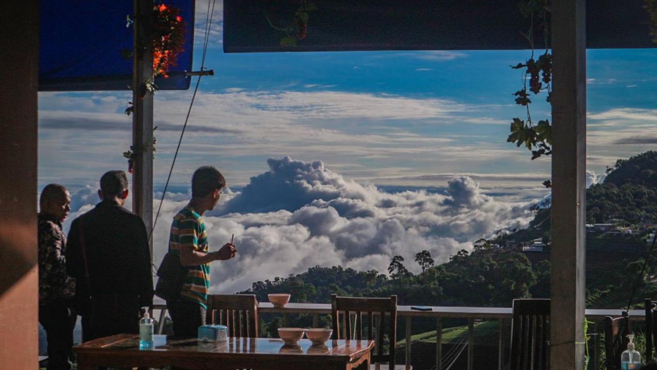 ภูเบิกฟ้า แคมป์ปิ้ง Hotell Mon Jam Exteriör bild