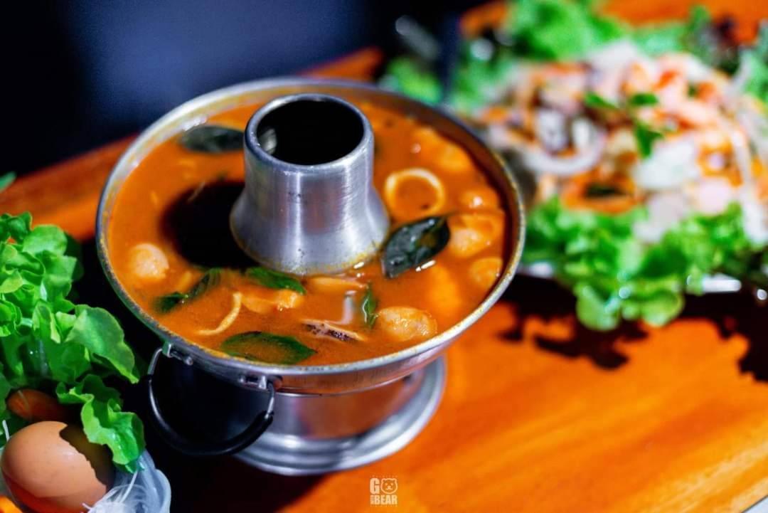 ภูเบิกฟ้า แคมป์ปิ้ง Hotell Mon Jam Exteriör bild