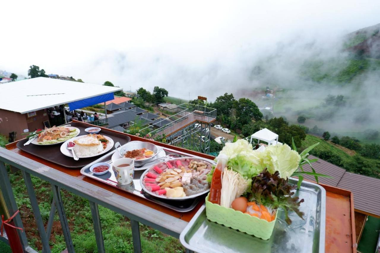 ภูเบิกฟ้า แคมป์ปิ้ง Hotell Mon Jam Exteriör bild